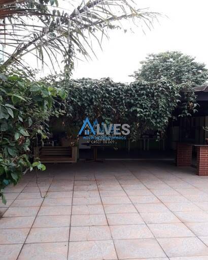 Casa, 4 quartos, 250 m² - Foto 9