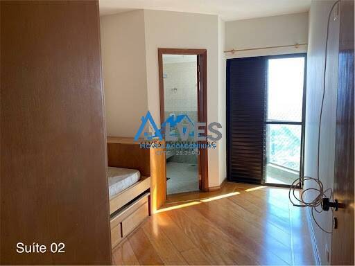 Apartamento, 3 quartos, 140 m² - Foto 10