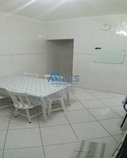 Casa, 4 quartos, 225 m² - Foto 14