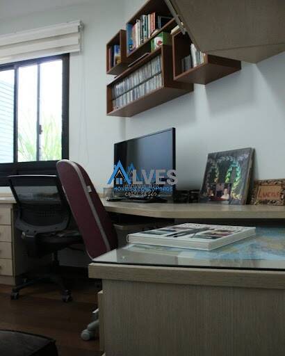 Apartamento, 3 quartos, 135 m² - Foto 4